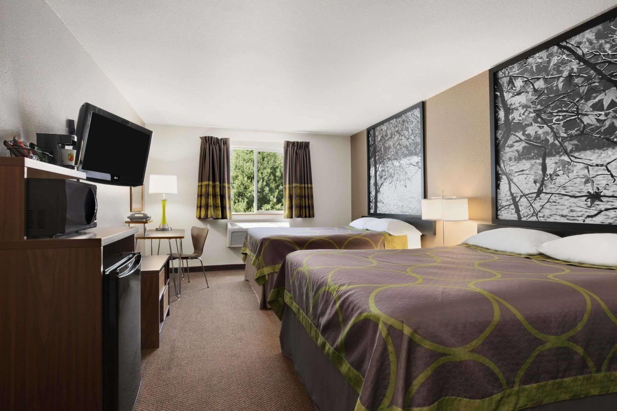 Hotel Super 8 By Wyndham Brookings Zewnętrze zdjęcie