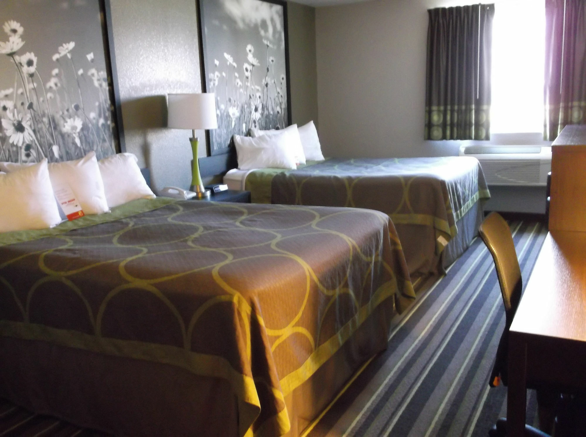 Hotel Super 8 By Wyndham Brookings Zewnętrze zdjęcie